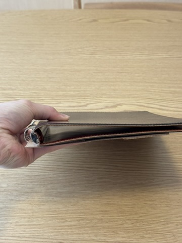 折り返せる手帳の構造